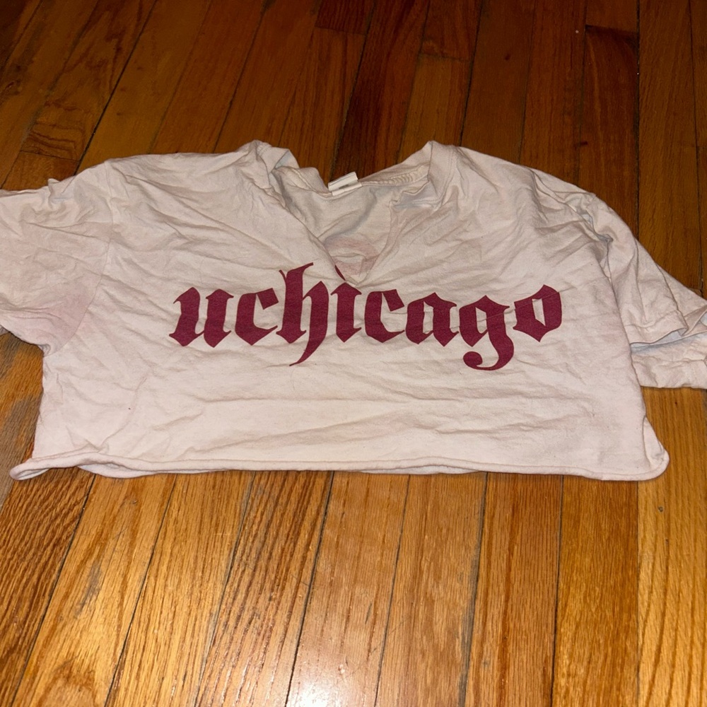 uchicago cropped tee